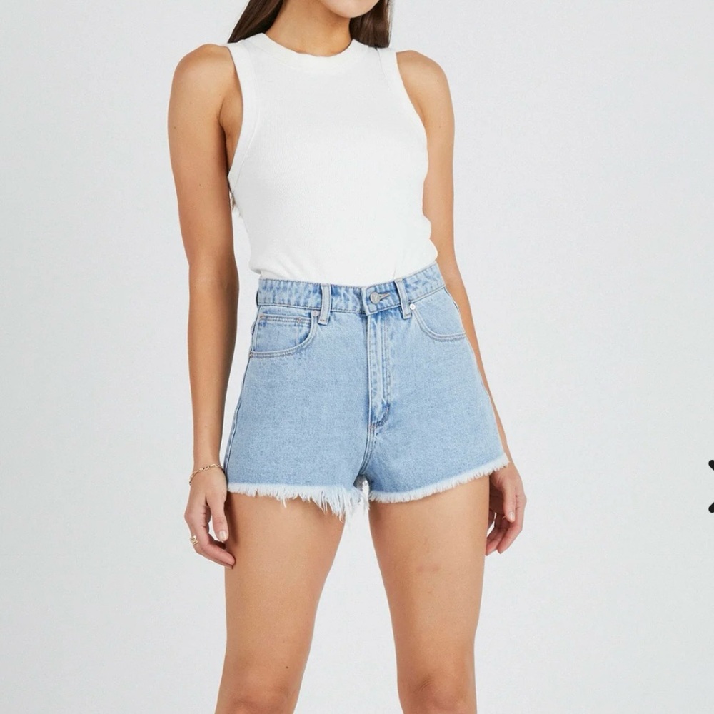 ABRAND High Relaxed Jean Shorts 25 Revolve Denim 80s 90s Cotton VSCO Soft Beach